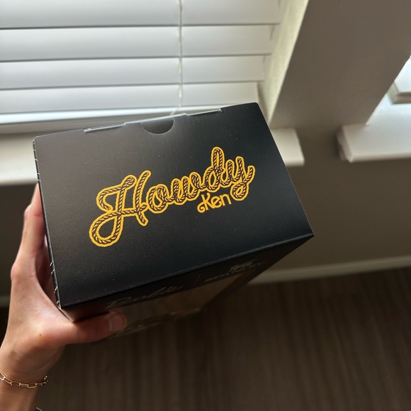 ✔️RDY 2 SHIP barbie x stanley ken 40oz quencher - Picture 2 of 4